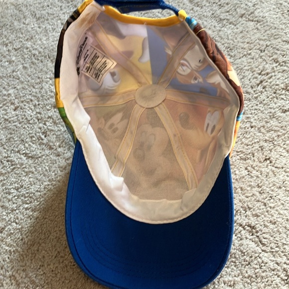 Disney Character Hat with spinny top kids or small adult - Picture 3 of 3